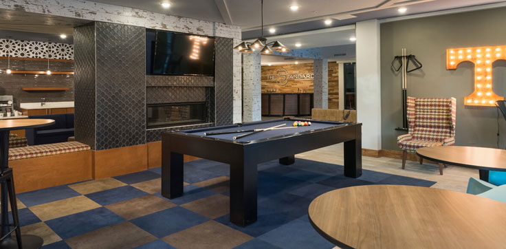 Clubhouse featuring a pool table