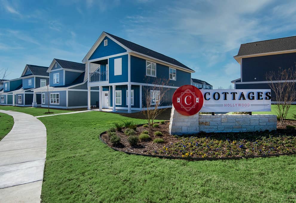 The Cottages on Hollywood